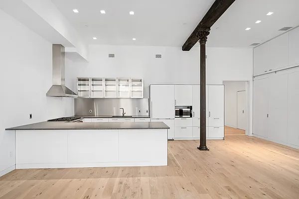 Rented by New York Residence | media 43