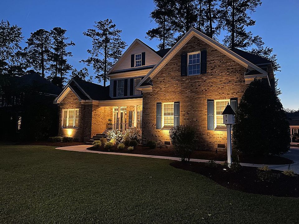 2nd image of 936 Chesapeake Pl