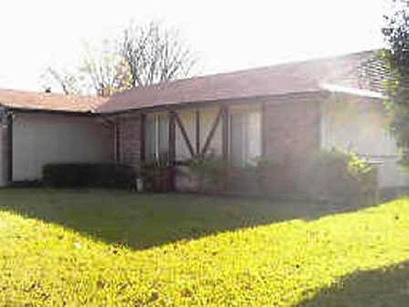 2nd image of 1718 Whitney Dr
