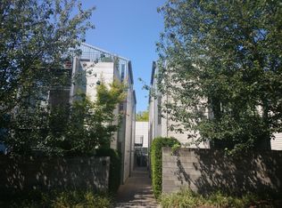 1413 15th Ave, Seattle, WA 98122