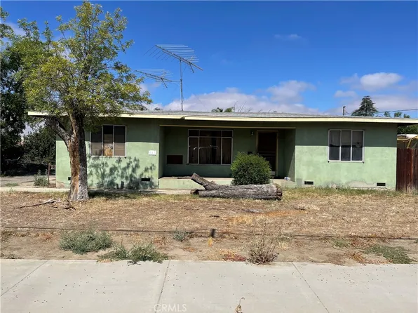 541 S Buena Vista St, Hemet, CA 92543
