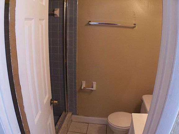 5th image of 504 W 66th St
