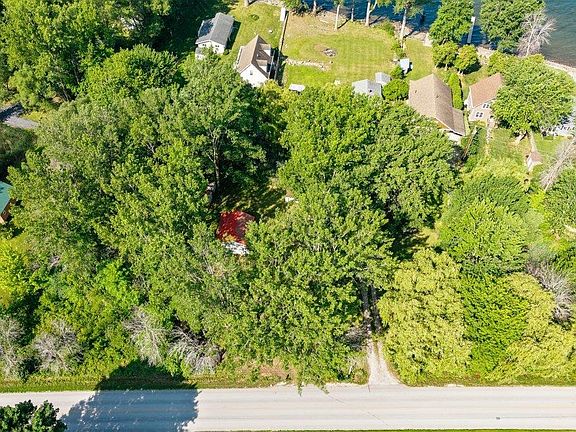 5th image of 2322 West Shore Road