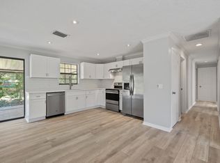 2045 15th Ave SW, Vero Beach, FL 32962
