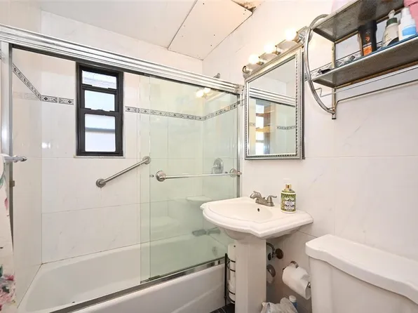 72-08 150th Street image 9 of 14