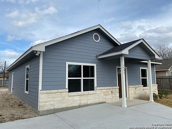 2nd image of 1431 Drury Ln