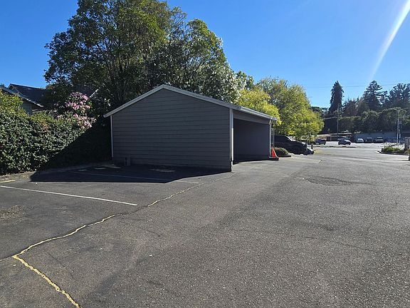 4th image of 973 Gravenstein Hwy S #1