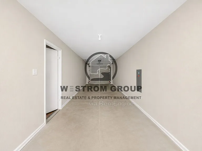7120 Planters Row Dr — Photo 24