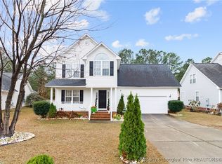 1004 Bramblegate Rd, Hope Mills, NC 28348