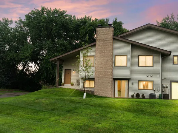 7168 W 113th St, Bloomington, MN 55438