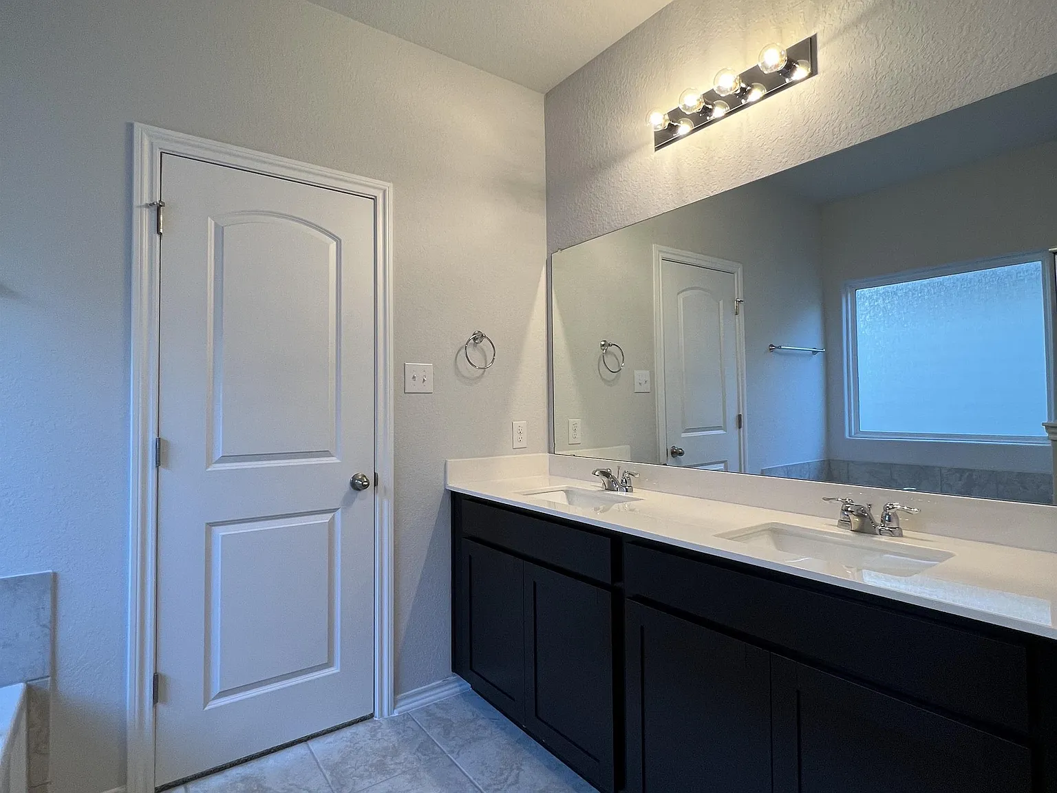 14611 Flatiron Cliff - 1 — Photo 2