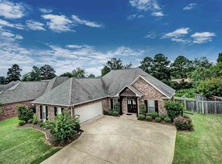 125 Eastside Dr, Brandon, MS 39047
