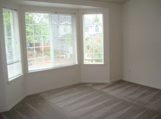 4244 SW Laducer Pl APT B, Beaverton, OR 97078