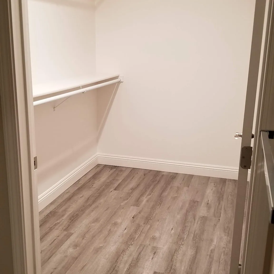2 bed, 1112 sqft, $2,350 — Photo 3