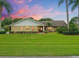 2425 SE Issac Rd, Port Saint Lucie, FL 34952