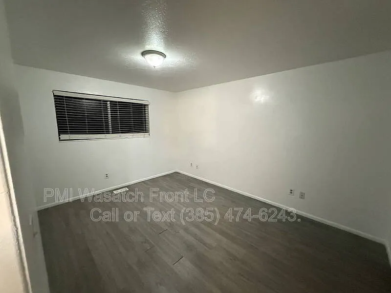 Building Photo - 211 W 4850 S #B