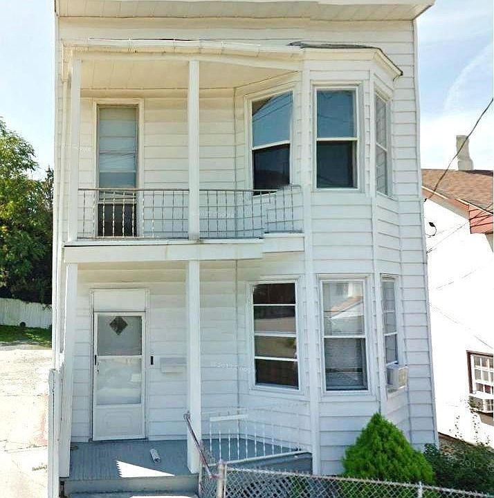 1st image of 142 Webster Ave
