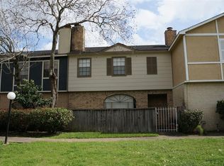 10711 Sandpiper Dr, Houston, TX 77096