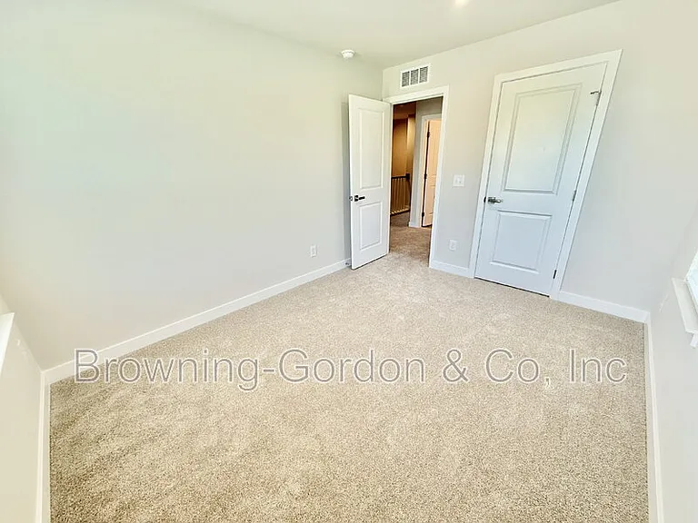 321 Brightsmith Ln #A — Photo 15