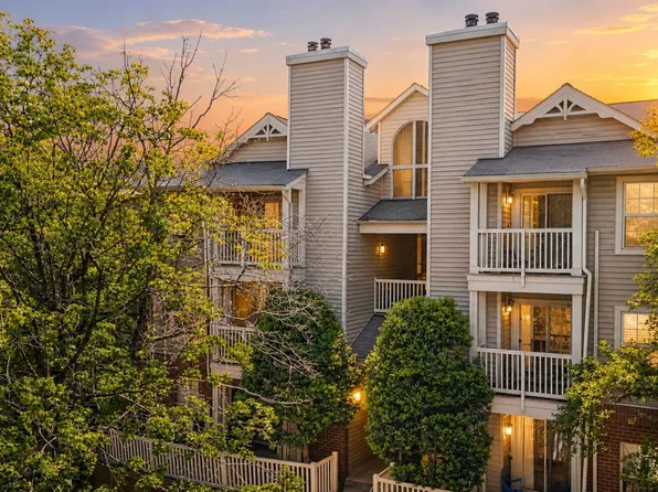 1725 Ascot Way #1725B, Reston, VA 20190
