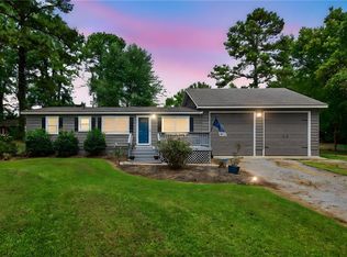 8277 Mill Creek Dr, Zuni, VA 23898