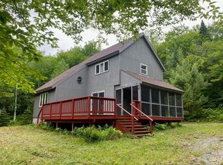 2085 Kinney Hill Rd, Newark, VT 05871