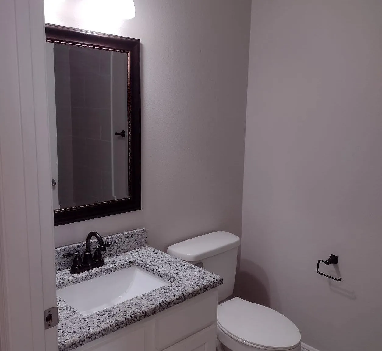 2 bed, 900 sqft, $1,500 — Photo 4