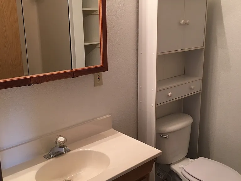 916 Montana St #918 — Photo 13