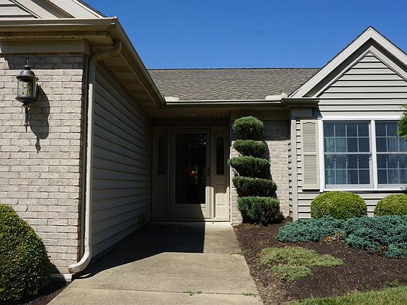 3rd image of 4502 Woodridge Dr