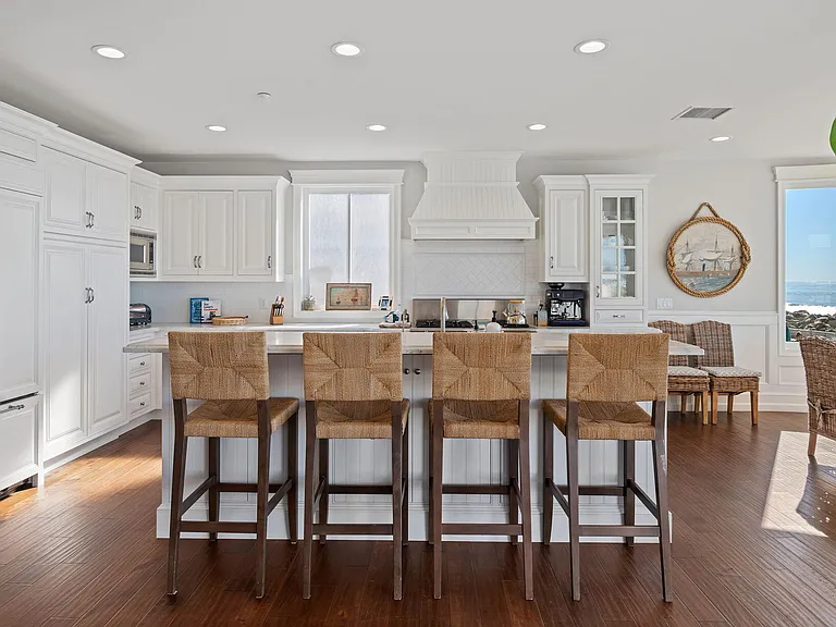 5458 Rincon Beach Park Dr — Photo 10