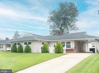 15 W Stephen Dr, Newark, DE 19713