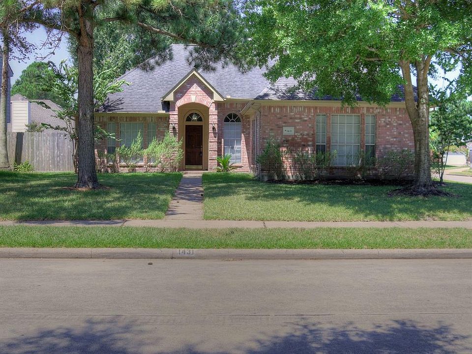 1st image of 1431 Watts Ave