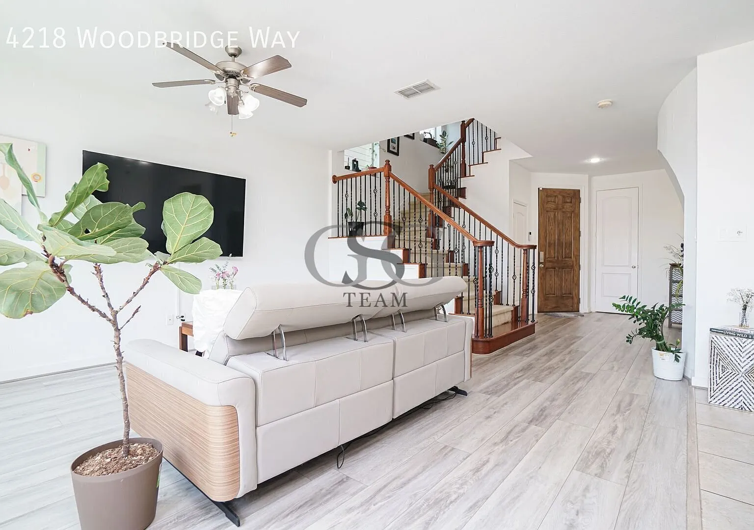 4-bedroom, 2.5-bath — Photo 4