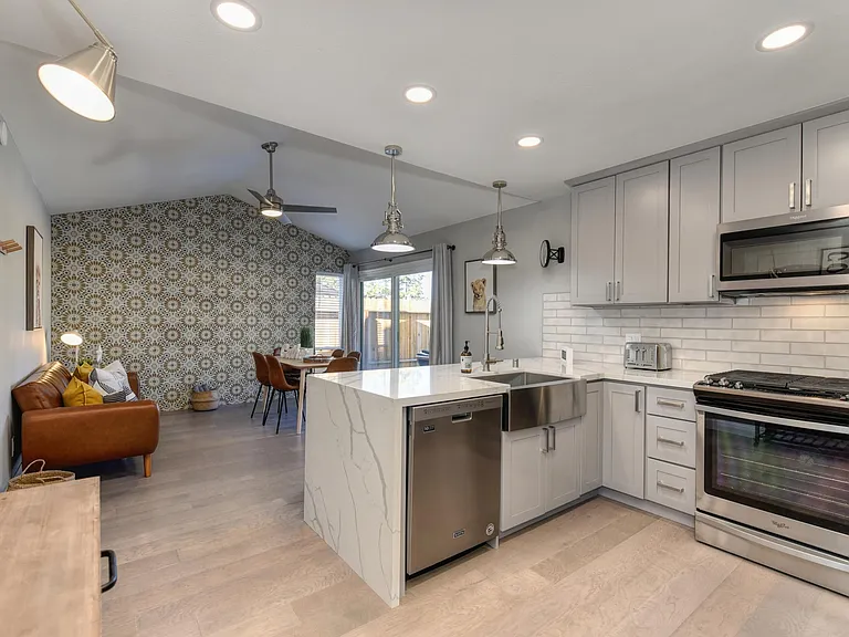 5613 Phlox Ct — Photo 53