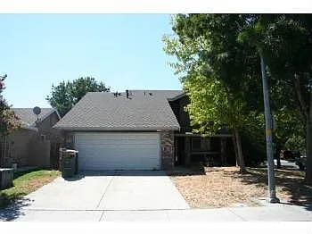 1450 Suellen Dr photo 1