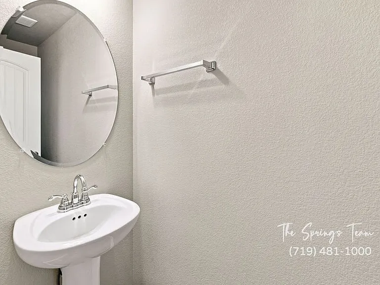 5338 Kingscote Dr — Photo 8