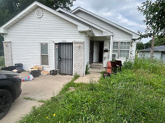 2nd image of 1104 N 41st St