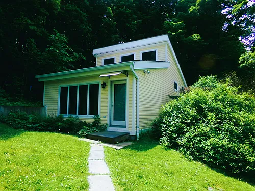 8 Spring Lake Rd Photo 1