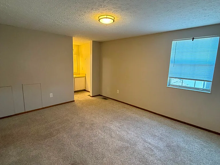 1762 Queensbridge Dr #1 — Photo 22