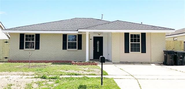 1st image of 3260 Continental Dr