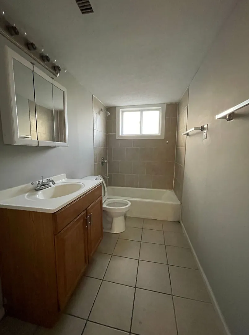 Building Photo - 3404 Shagbark Rd