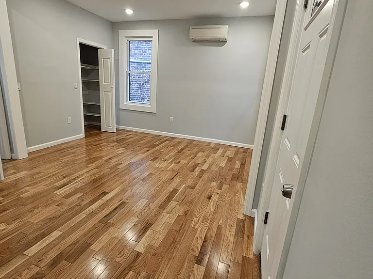 15 Grant Ave #1 — Photo 10