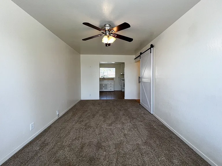 805 California Blvd — Photo 16