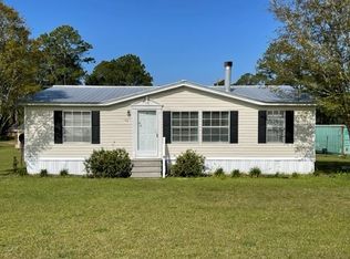 510 Lakeview Dr, Sycamore, GA 31790