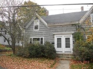 7 Maple Ave, Foxboro, MA 02035