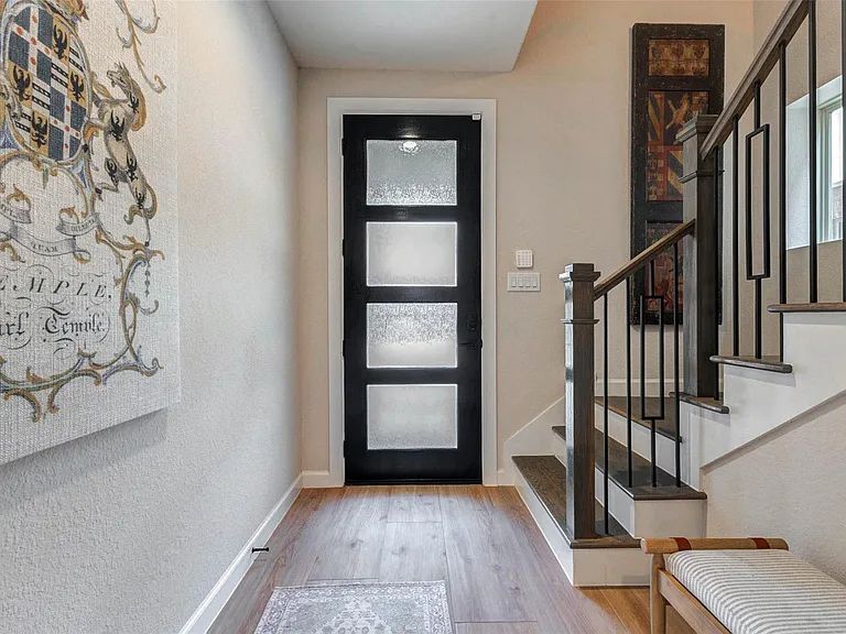11005 Upland Forest Dr — Photo 5