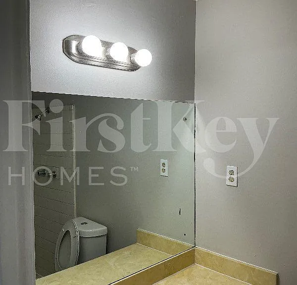 5819 Fox Lair Ave — Photo 12