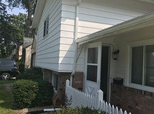 215 Vineyard Rd, Avon Lake, OH 44012