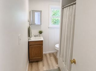 135 Dunn St, Mc Kees Rocks, PA 15136