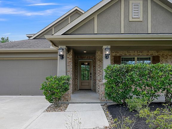 4th image of 122 S Bearkat Ct